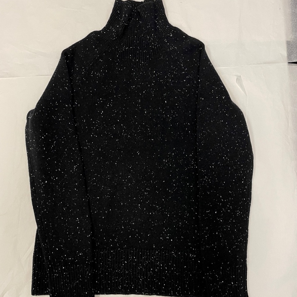 Theory 100%Cashmere Sweater